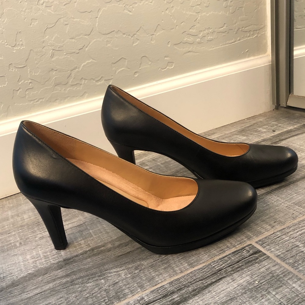 Naturalizer Michelle in black leather